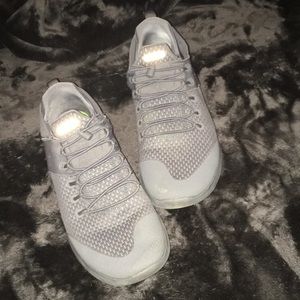 Nike Women’s Free Run Commuter Shoes